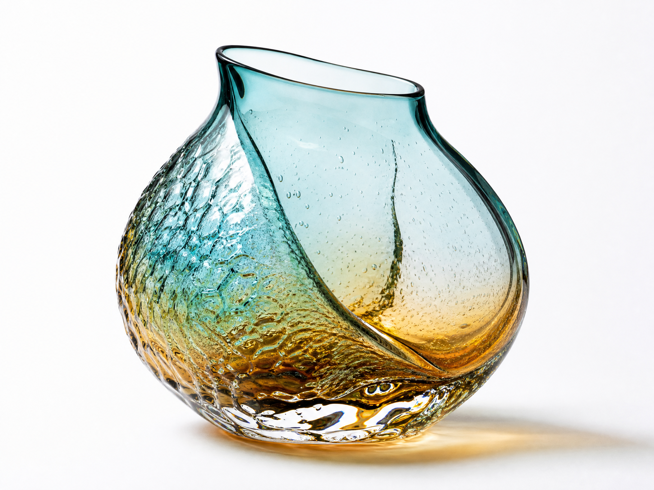 Artistic Crystal Vase Model 3
